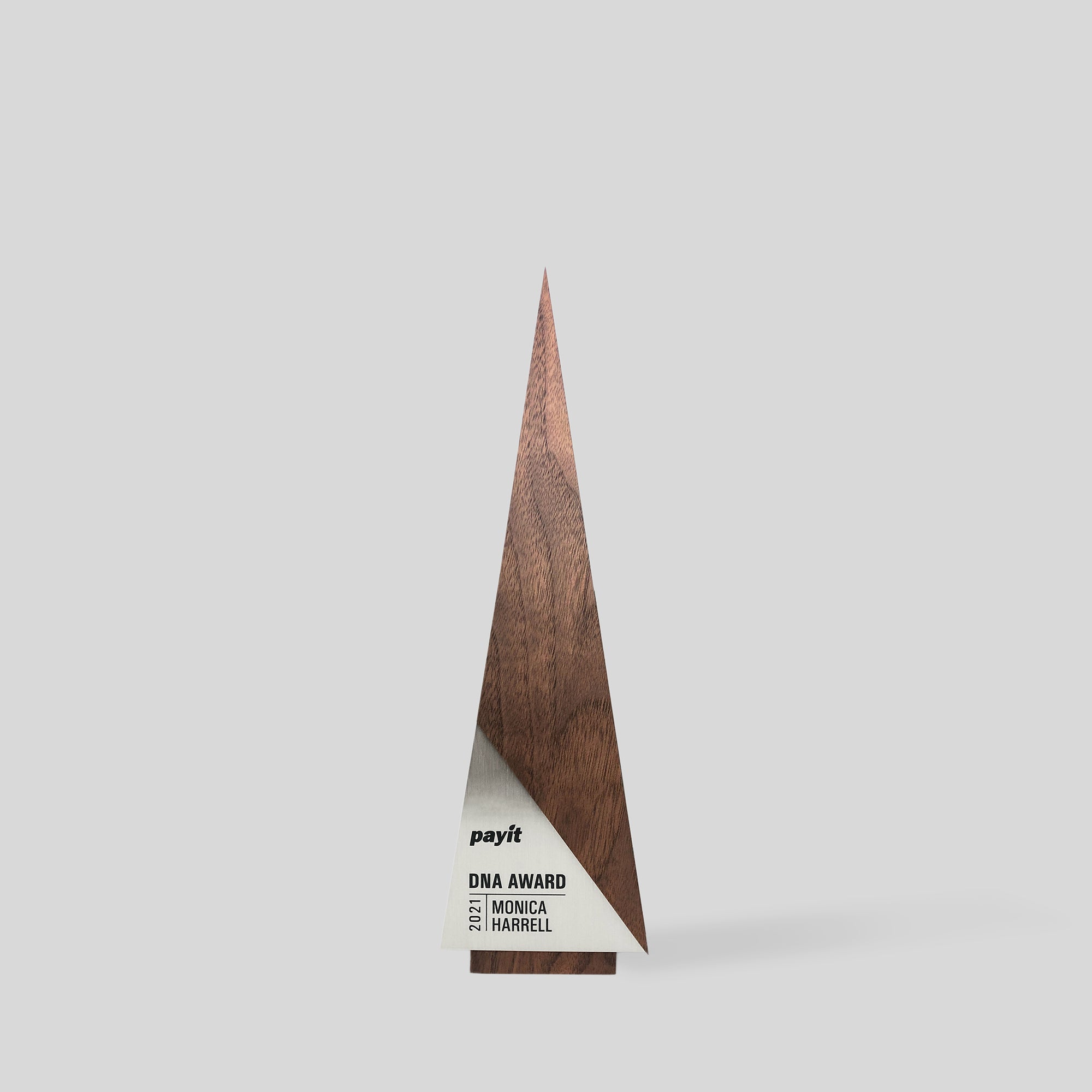 Gracilia A-Line Award | Medium